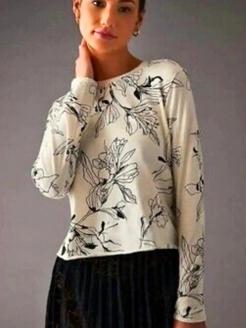 Maeve Floral Long Sleeve Top in White & Black Size XS Like New